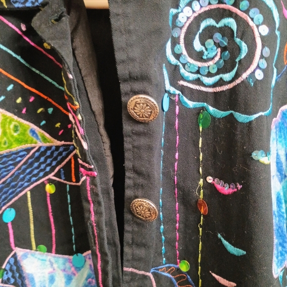 Colorful Embroidered Women's Jacket - Picture 4 of 8